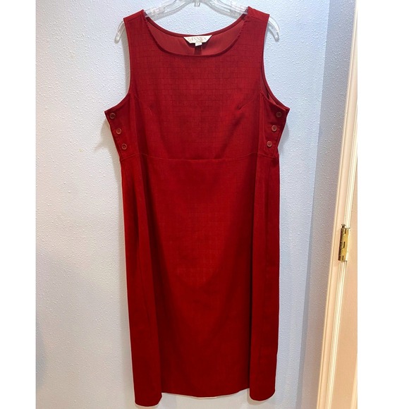 Casual Corner 1X Sleeveless Red Career Dress Textured Knit Side Buttons‎ Classic - Picture 1 of 6